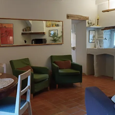 El Castell De Seguero Apartament *